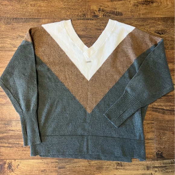 PRANA Women’s Norfolk Sweater Size Medium EUC Pit - Picture 2 of 7